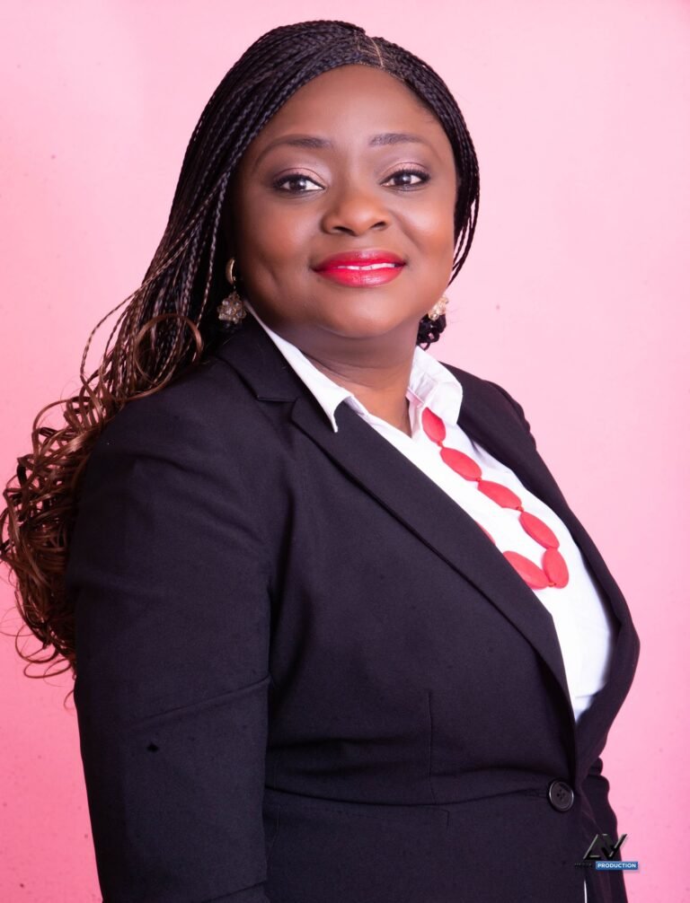 Jacqueline Oludimu on suit